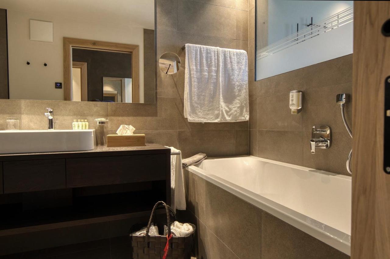 Hotel Gnollhof Кьюза Экстерьер фото
